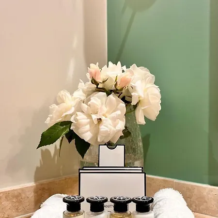 Lara Hotel Bayeux