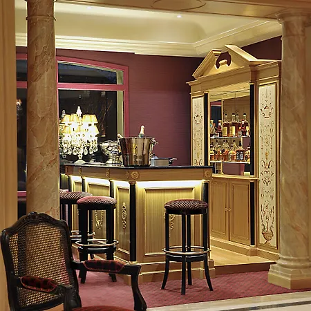 Hotel Lara 5*