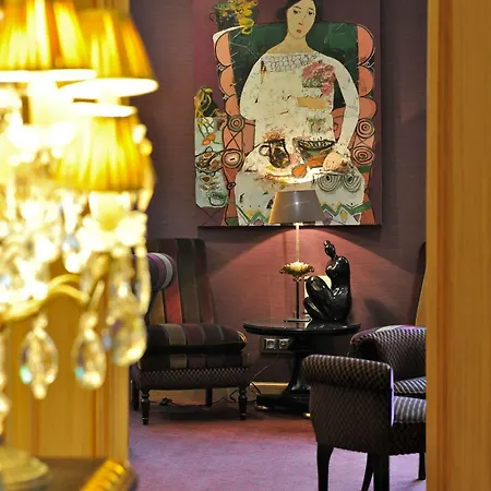 Lara Hotel Bayeux